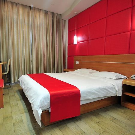 Thank Inn Chain Hotel Hainan Sanya Bay Екстериор снимка